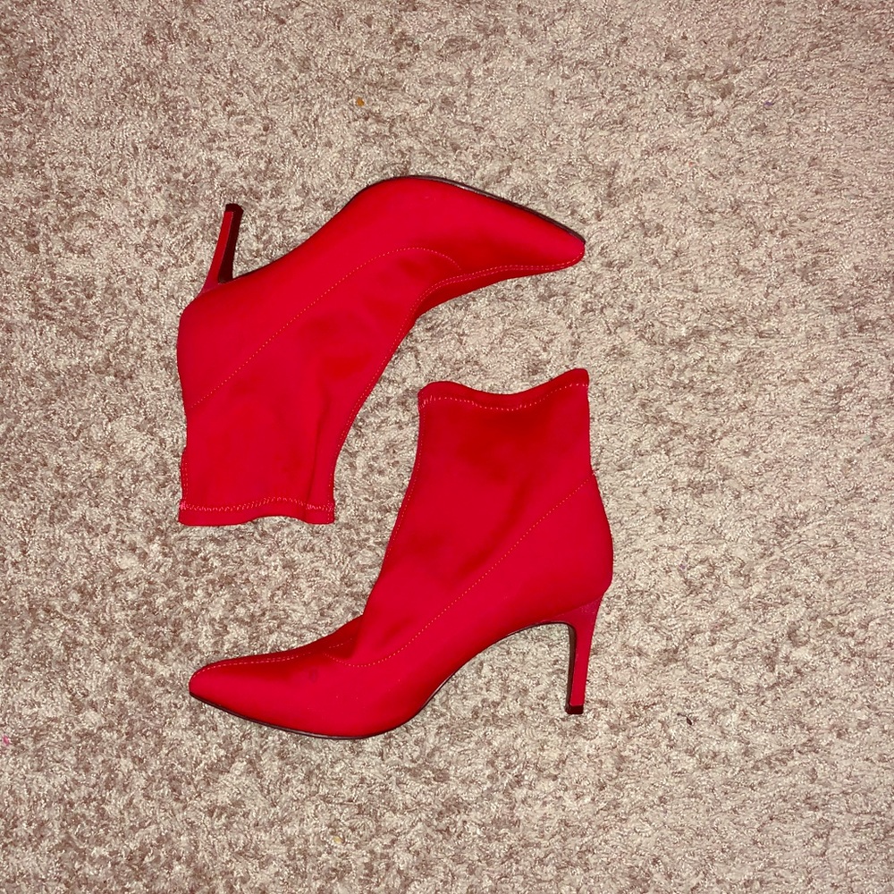 Red pointed toe sock booties size 8.5